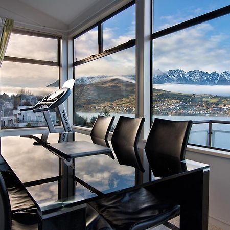Earnslaw Villa With Lake View クイーンズタウン エクステリア 写真