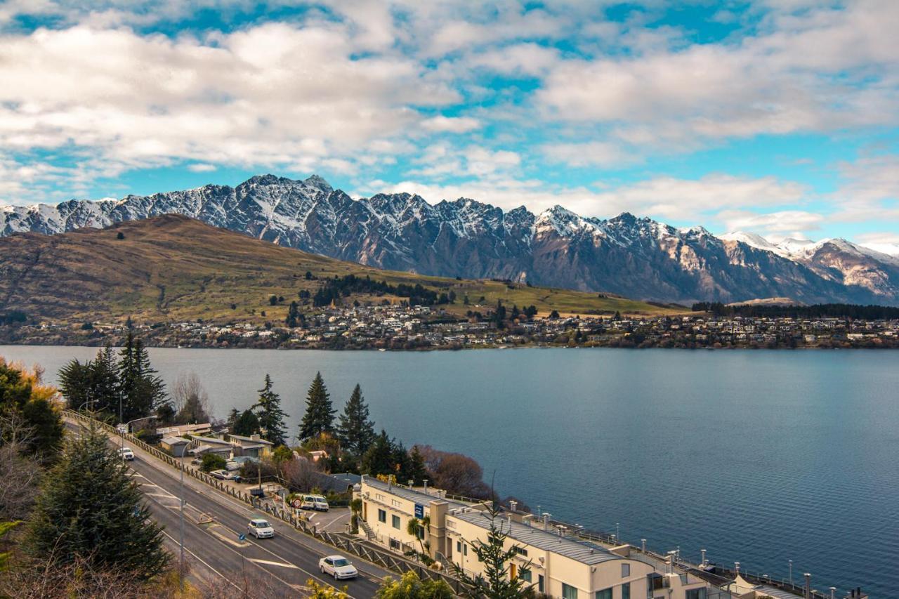 Earnslaw Villa With Lake View クイーンズタウン エクステリア 写真