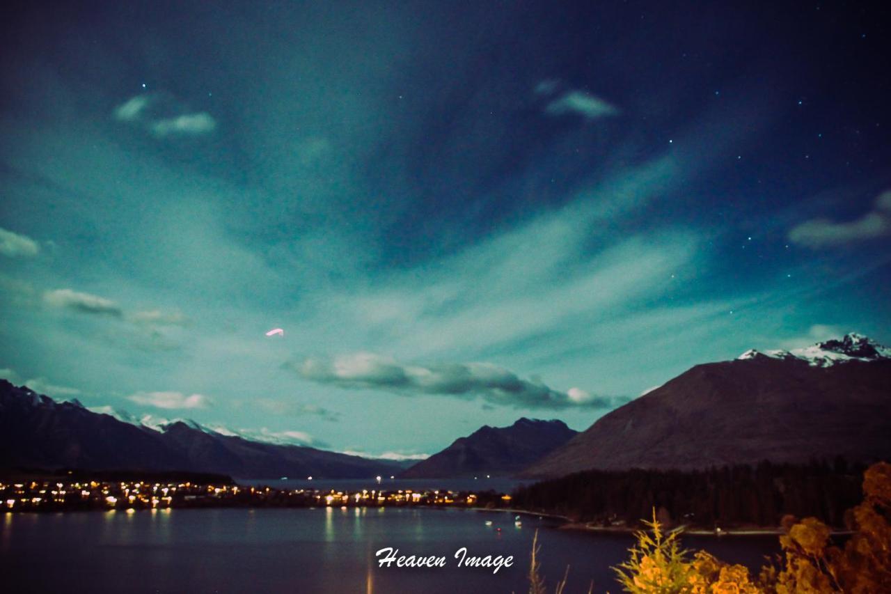 Earnslaw Villa With Lake View クイーンズタウン エクステリア 写真